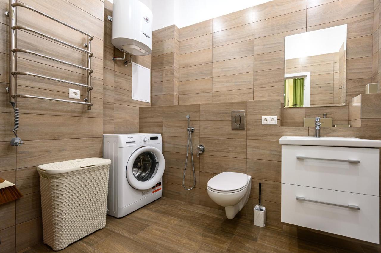 Apartamento Gagarin Plaza 63 Odesa Exterior foto